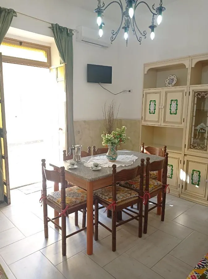 Apartment Mary Home - Casa Vacanza Taormina
