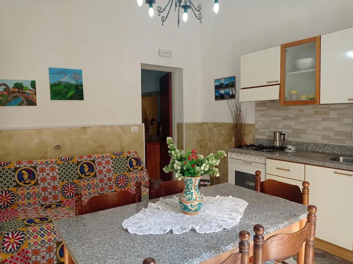 Mary Home - Casa Vacanza Taormina 0*,